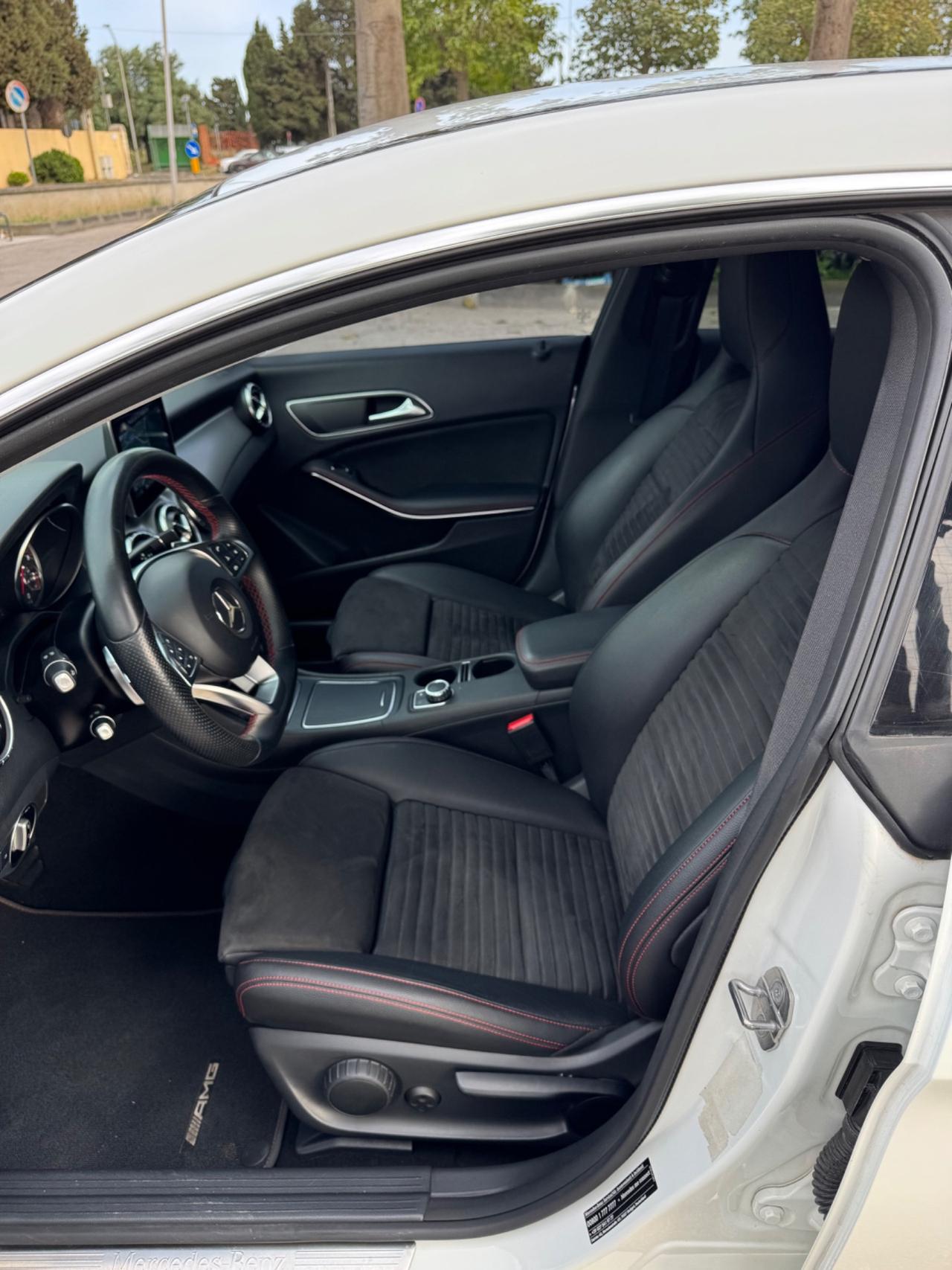 Mercedes CLA 200 d PREMIUM AMG