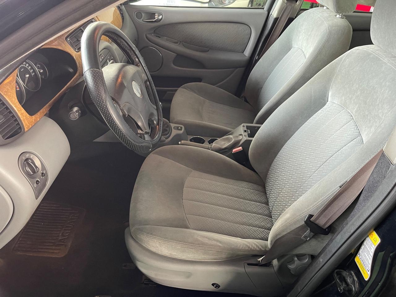 Jaguar X-Type 2.0D Cambio Manuale PERMUTE RATE