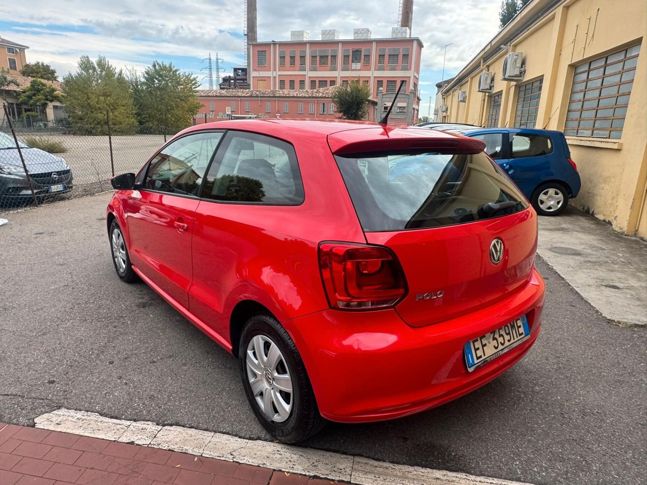 Volkswagen Polo 2010 1.2 Benz TRENDLINE 137.000 KM