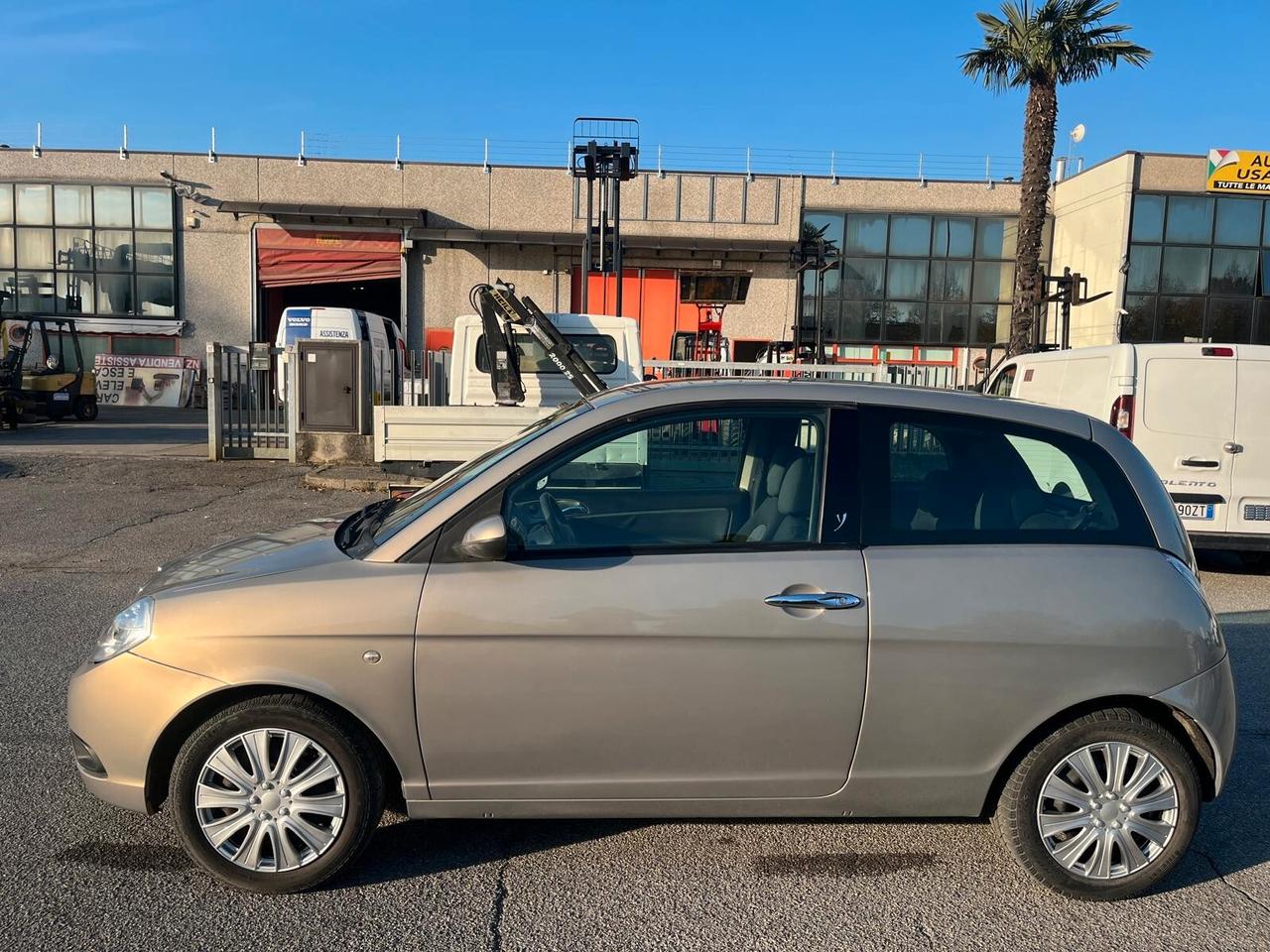 Lancia Ypsilon 1.2 Oro