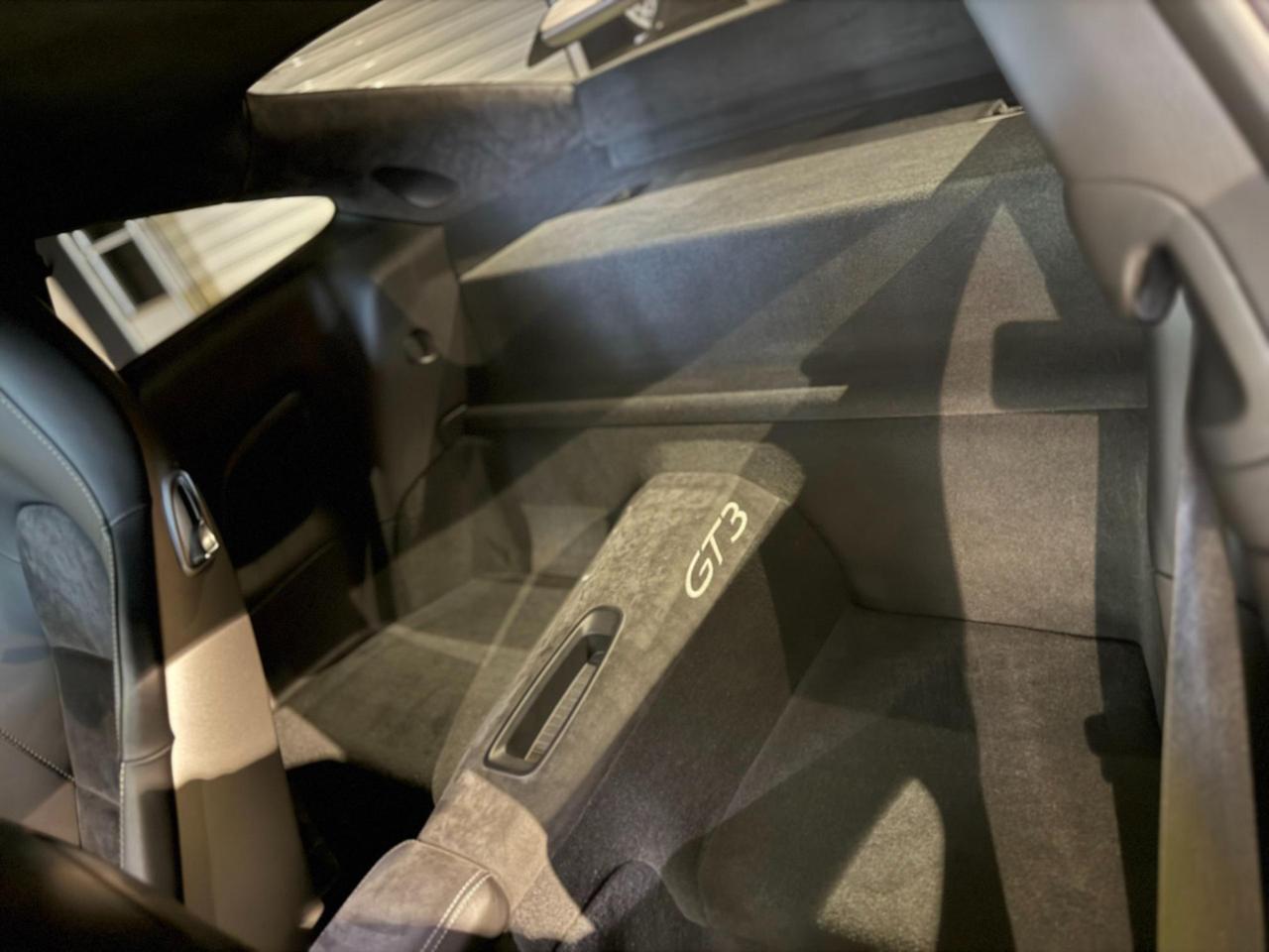 Porsche 911 Coupe 4.0 GT3 auto