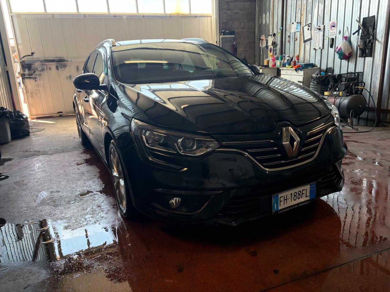 Renault Megane SPORT TOUR Energy KM VERI