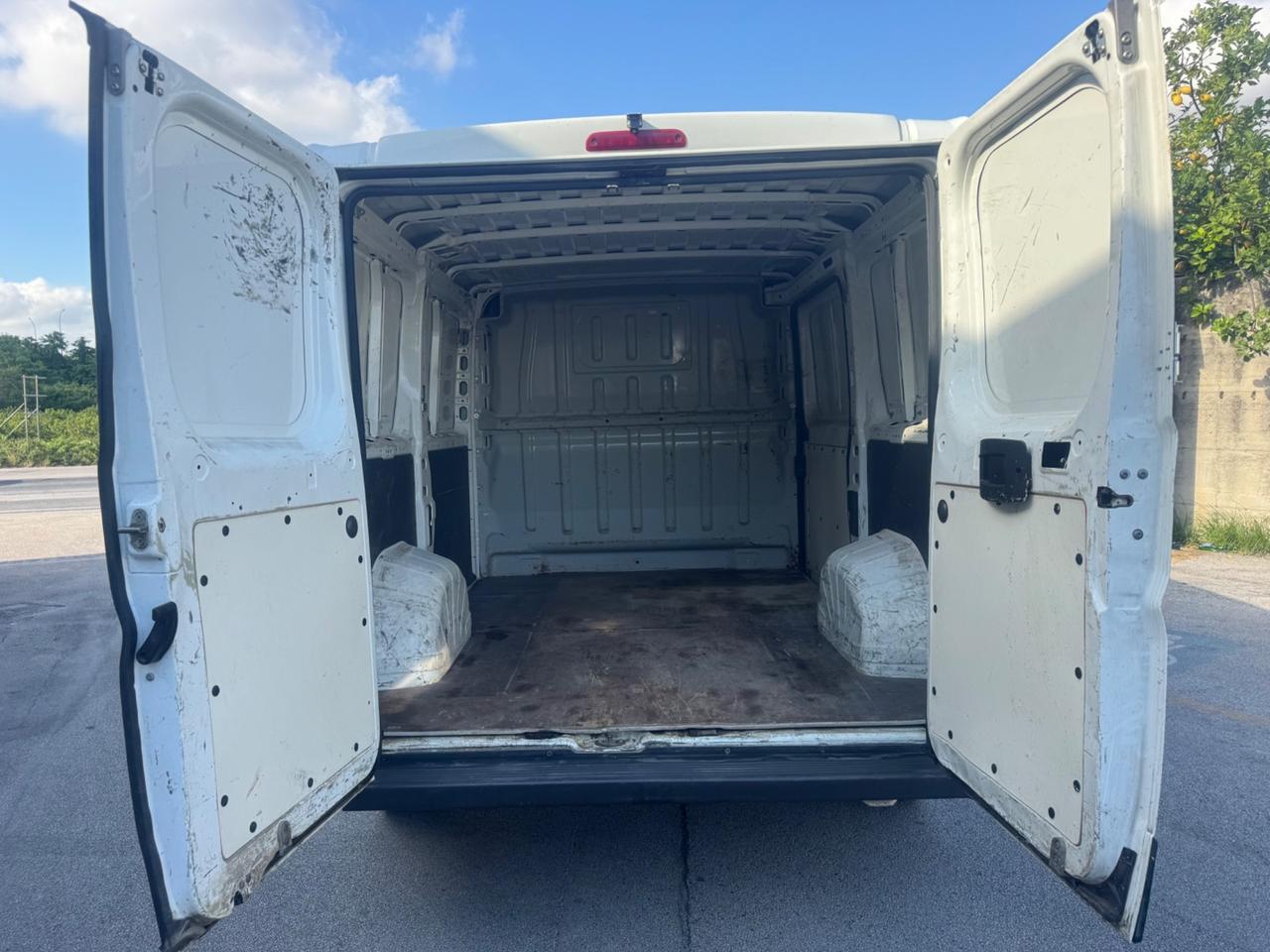 Citroen Jumper 2.0BlueHDi 130 Passo medio con porta laterale