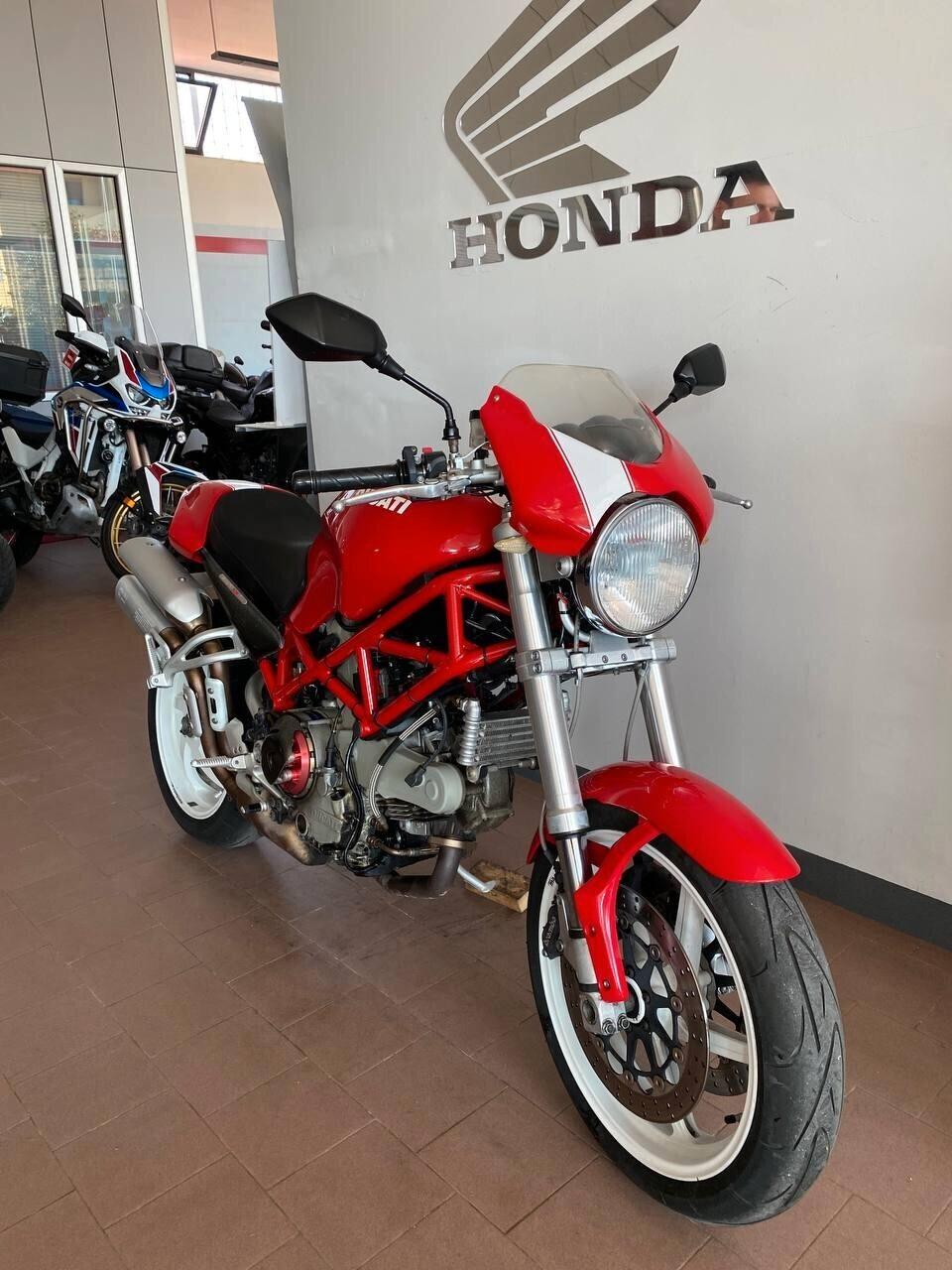 Ducati Monster S2R 1000