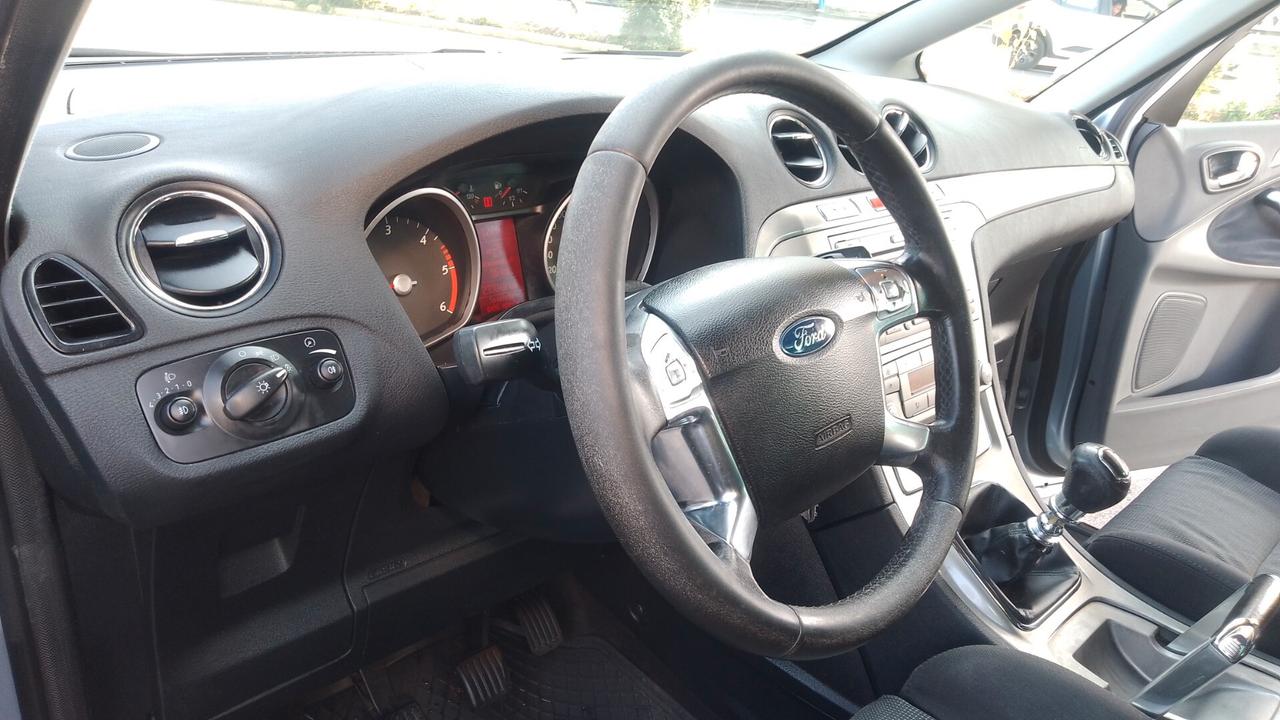 Ford S-Max 2.0 TDCi 140CV Titanium 7 POSTI 07