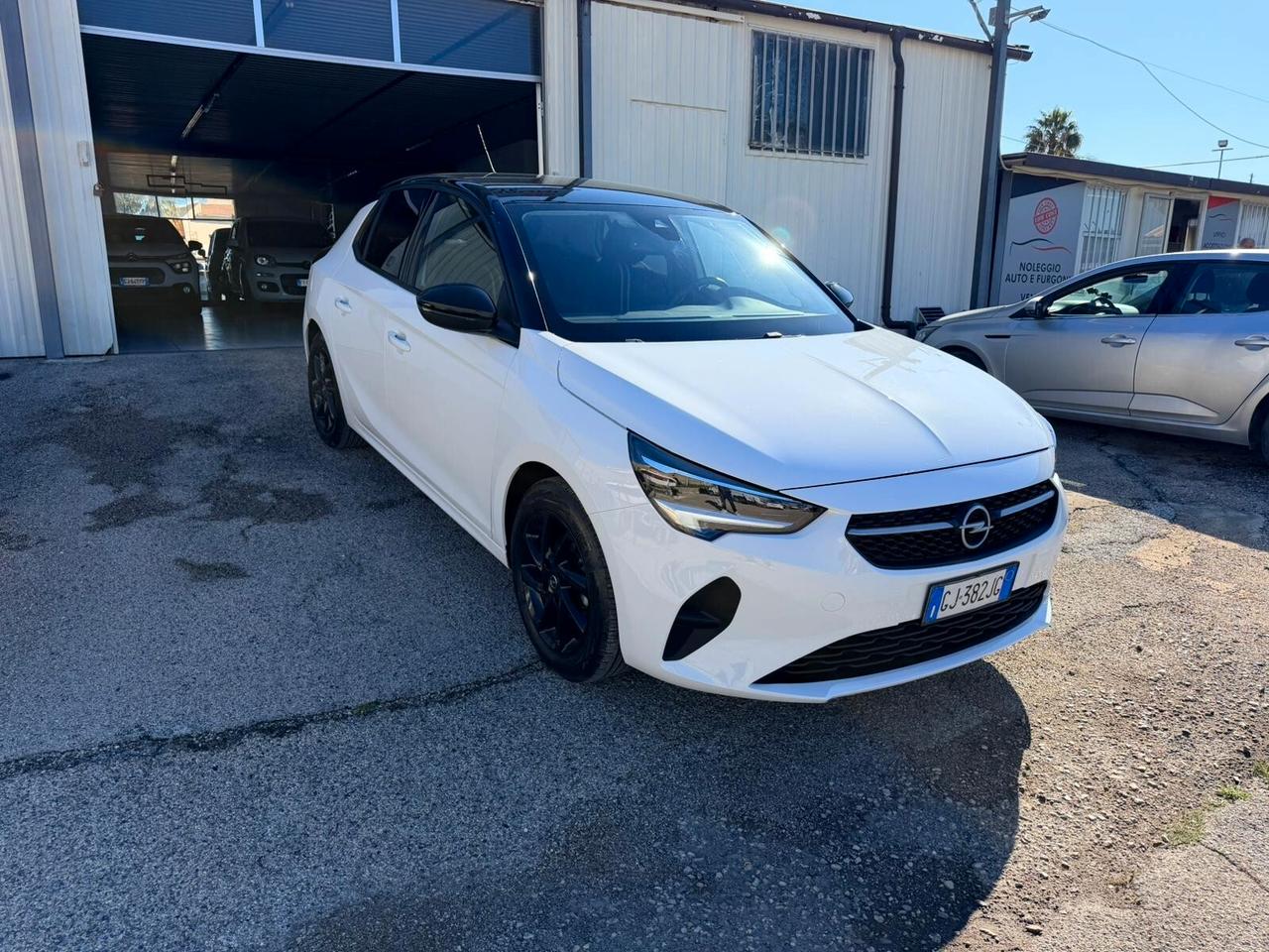 Opel Corsa 1.2 Blitz Edition