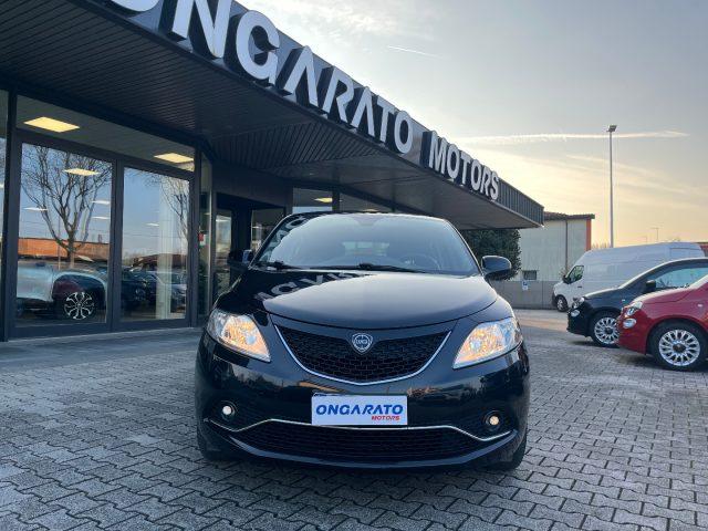 LANCIA Ypsilon 1.2 69 CV 5 porte Silver #Alcantara#Fendi#Sensori