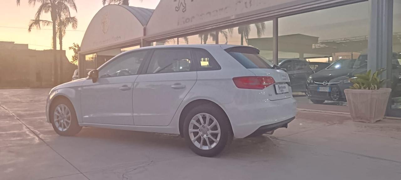 Audi A3 SPB 30 TDI Business Advanced