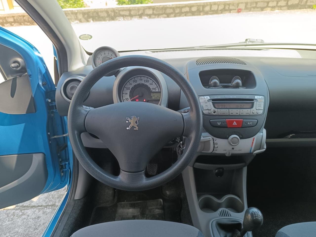 Peugeot 107 1.0 68CV 5p. Plaisir