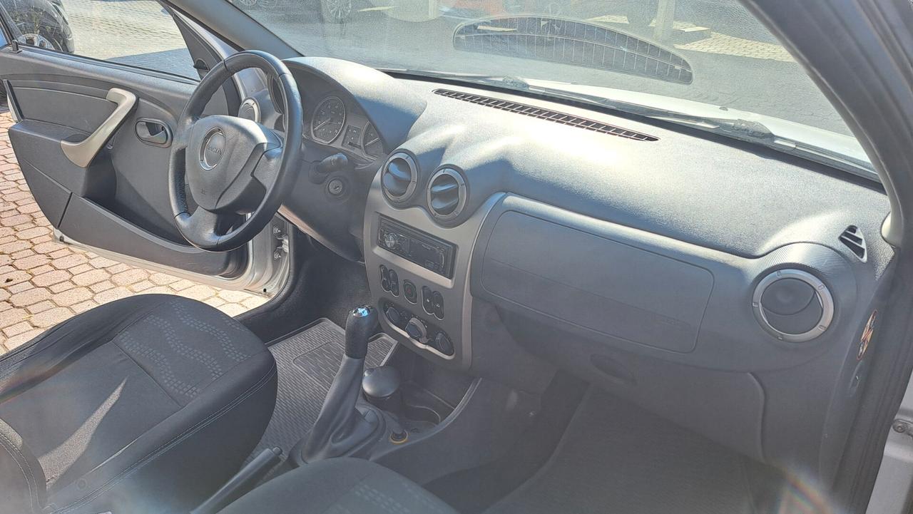 Dacia Sandero 1.2 16V Lauréate OK NEO PATENTATI