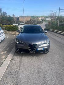 Alfa Romeo Stelvio 2.2 Turbodiesel 210 CV AT8 Q4 Executive