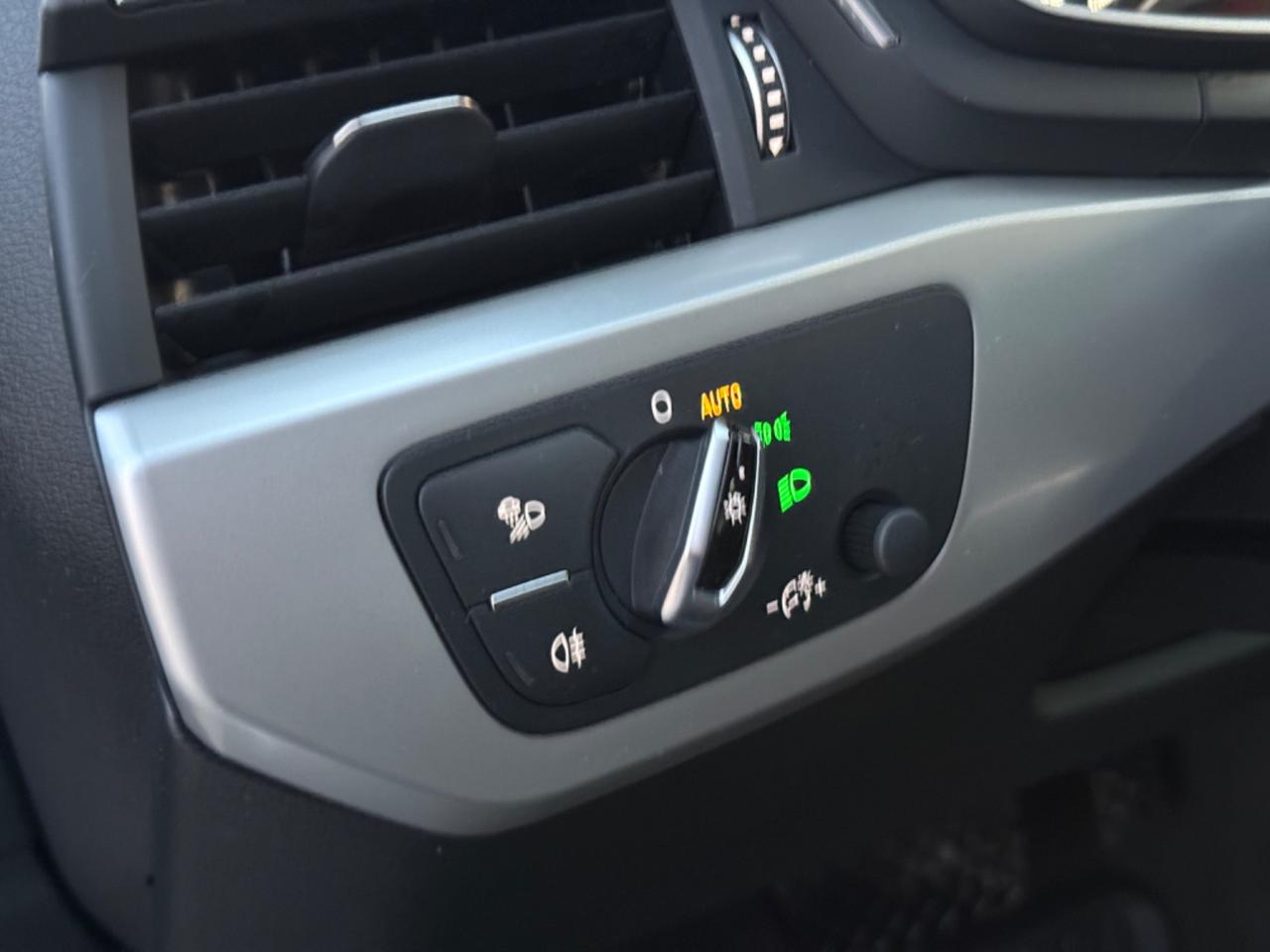 Audi A4 Avant 2.0 TDI 122 CV edition S Tronic