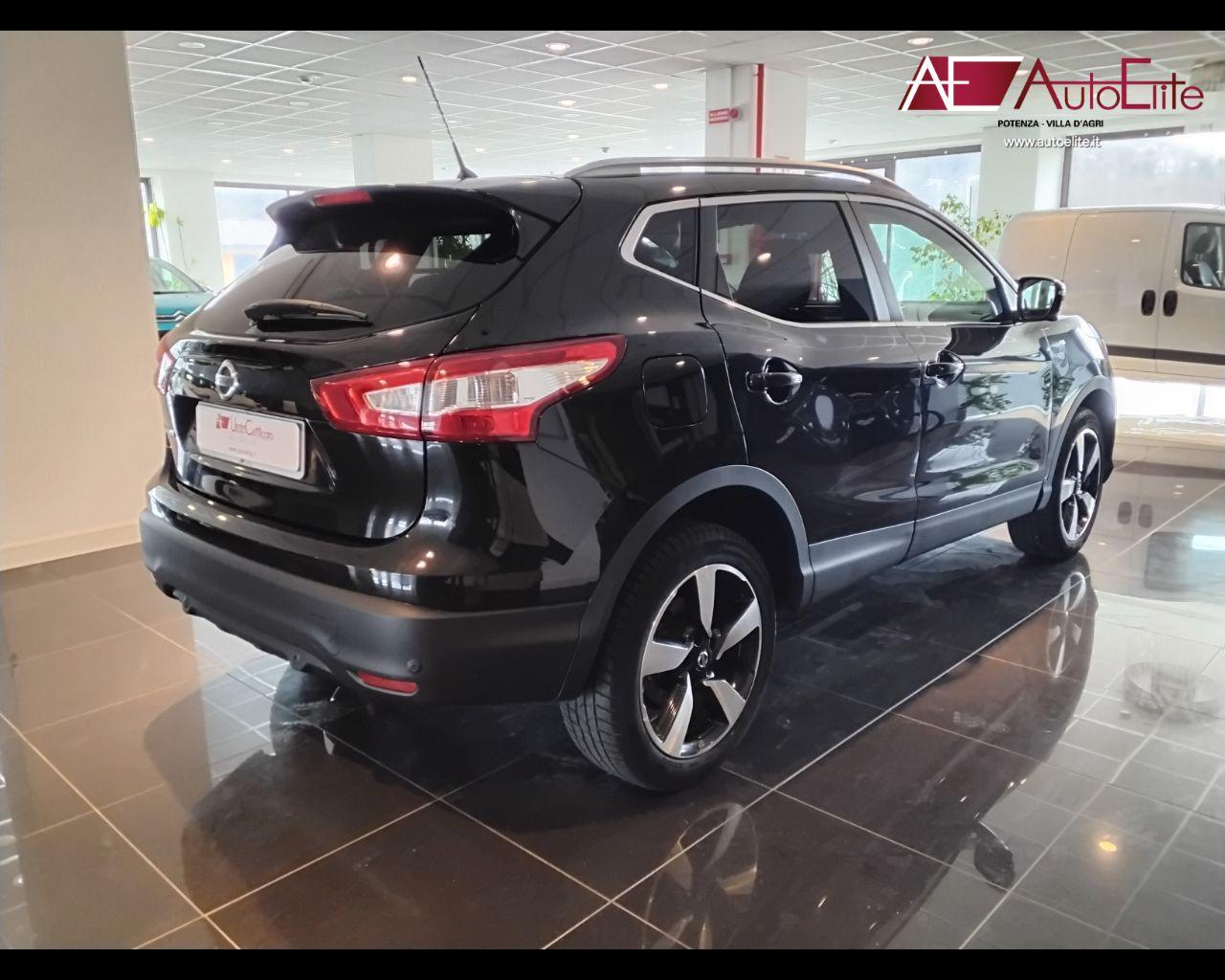 NISSAN Qashqai 1.6 dCi 4WD N-Connecta