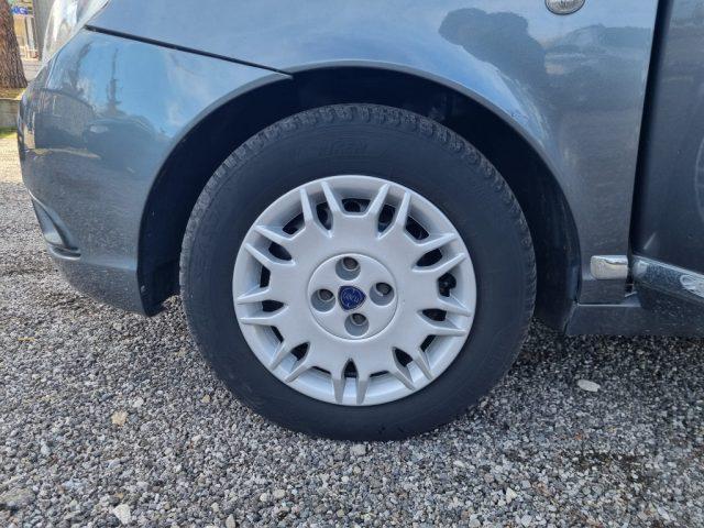 LANCIA Ypsilon 1.3 MJT 75 CV Unyca