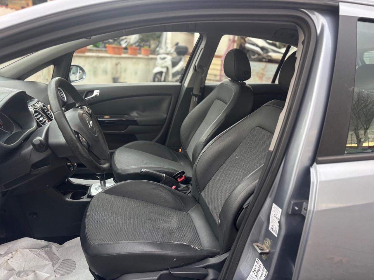 Opel Corsa 1.2 benzina AUTOMATICA
