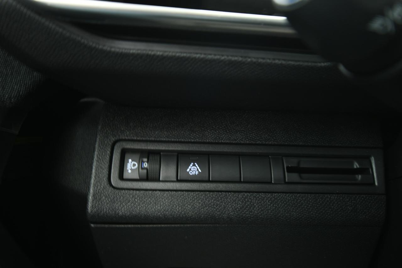 PEUGEOT 5008 1.5 bluehdi Allure Pack s&s 130cv eat8 CAMERA+APP CONNECT