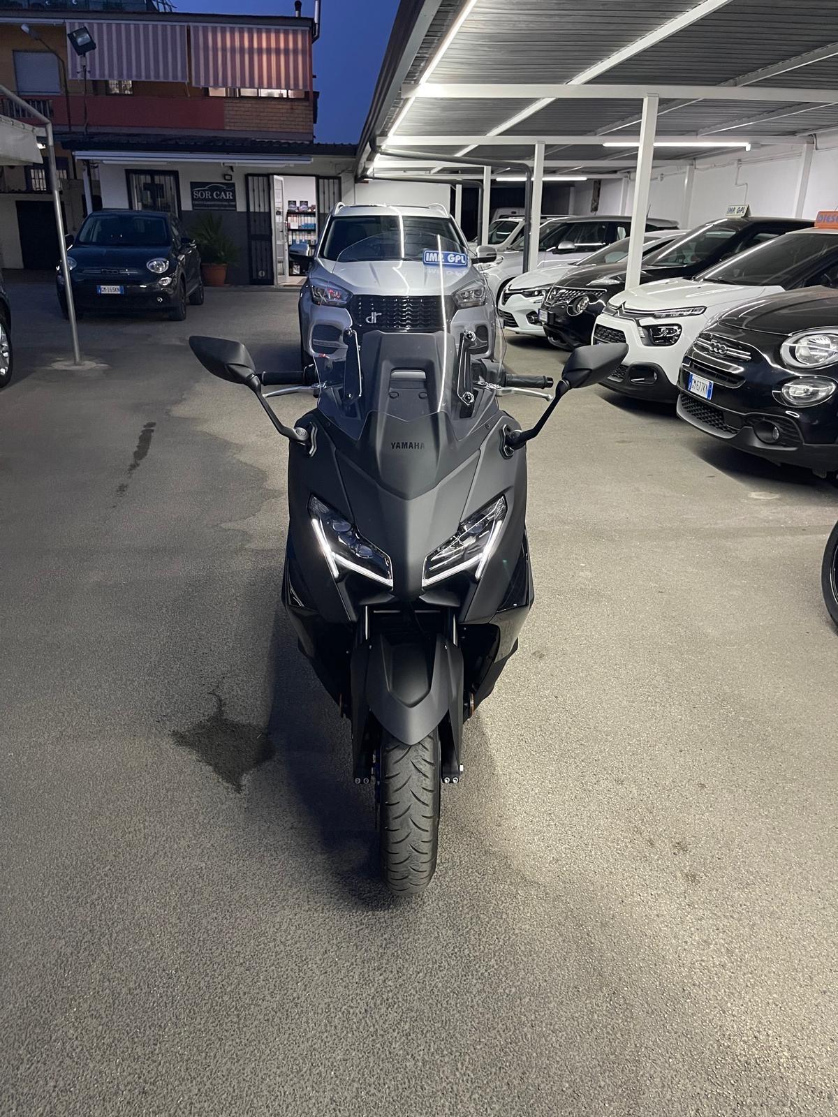 Yamaha T Max 560 Sport 1.100 km