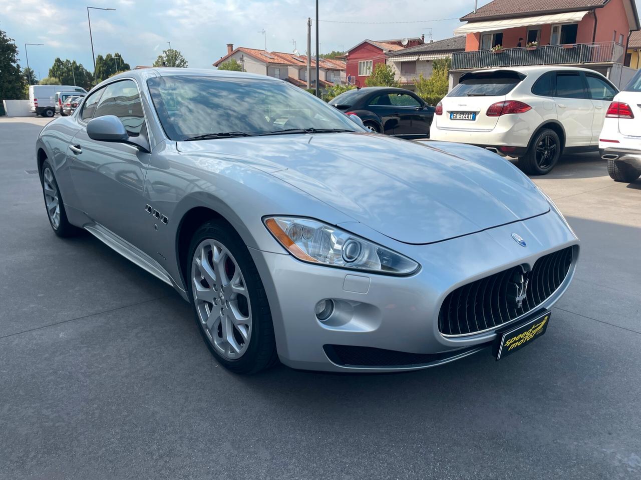 Maserati GranTurismo 4.2 V8 automatica condizioni perfette