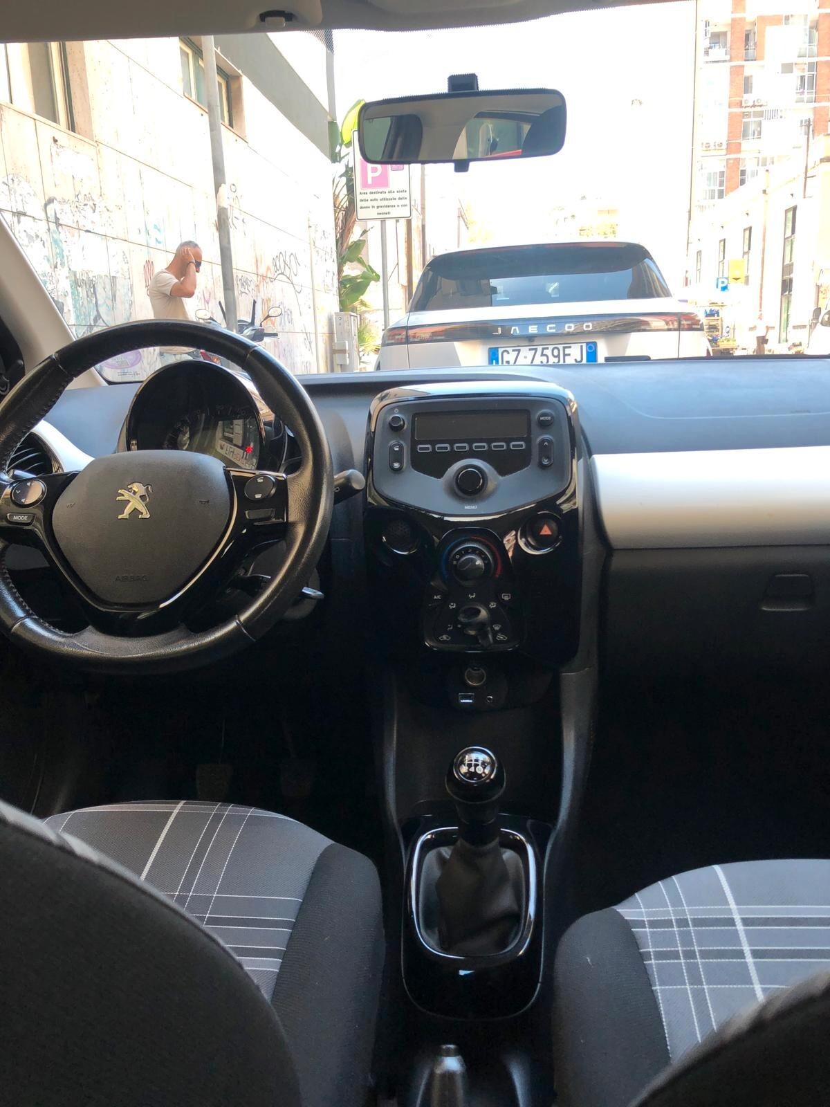 Peugeot 108 VTi 68 5 porte Allure