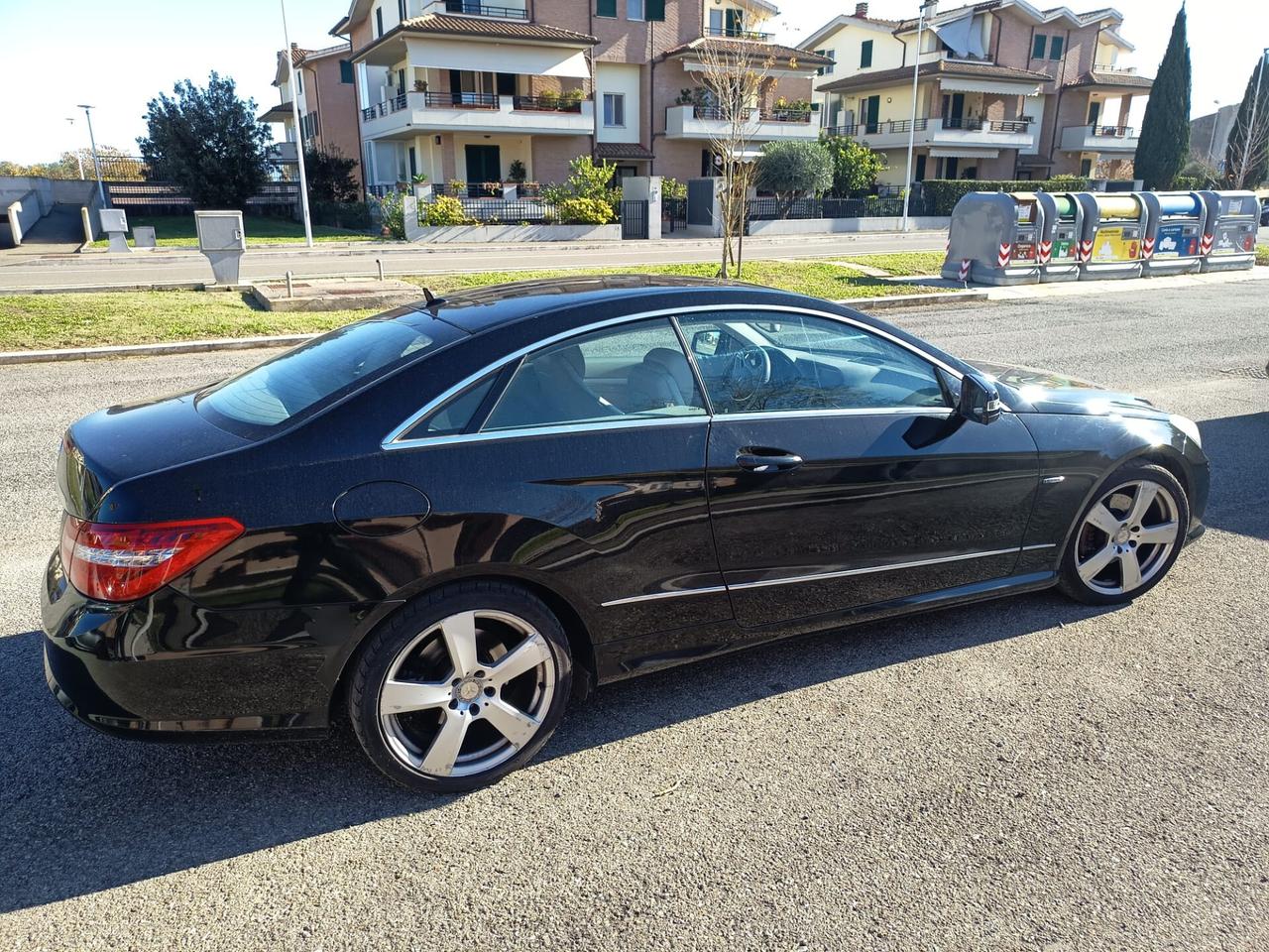 Mercedes-benz E 220 CDI Coupé BlueEFFICIENCY