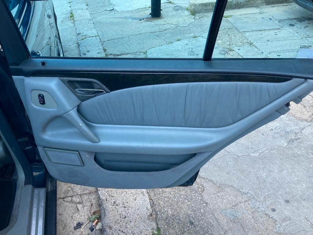 Mercedes-benz E 200 cat Avantgarde