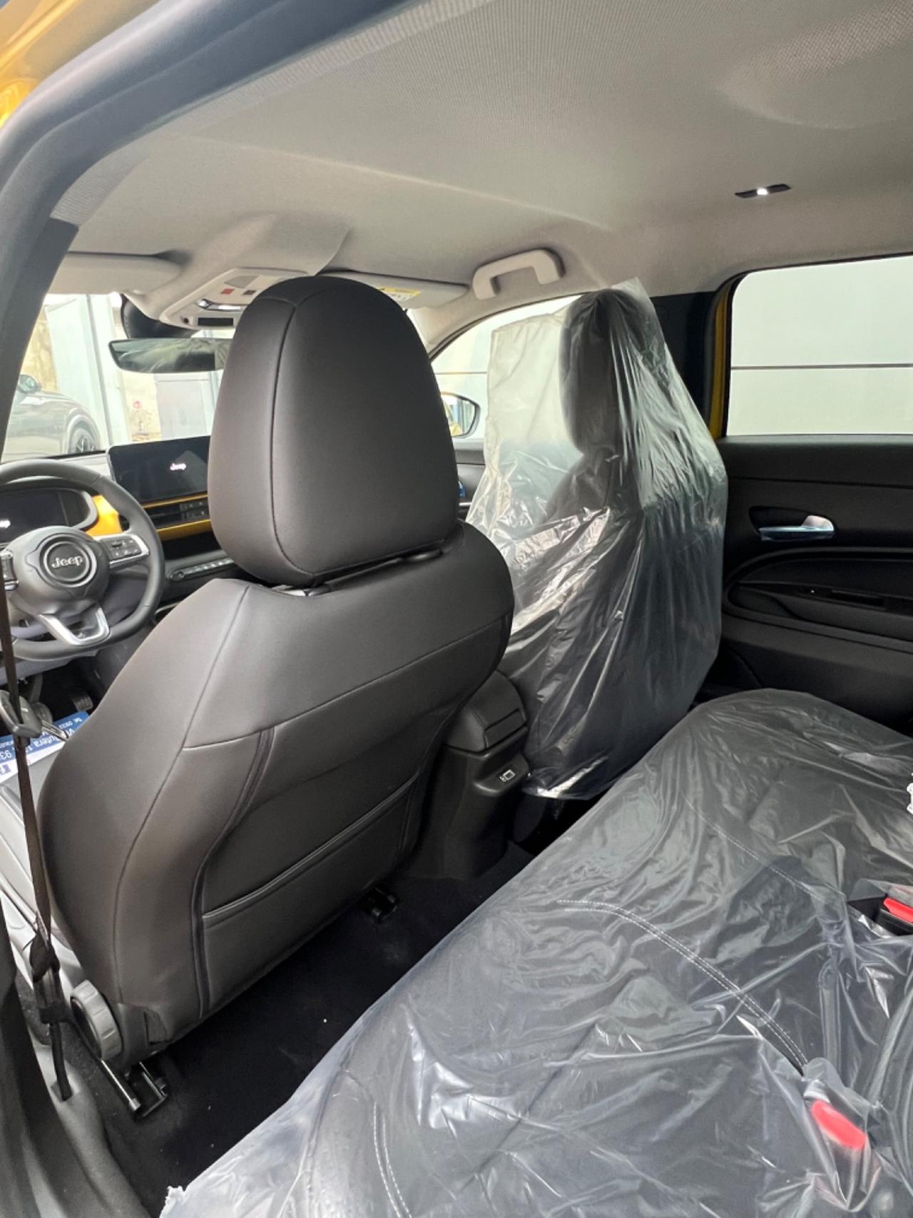 Jeep Avenger 1.2 Summit possibilità noleggio no scoring