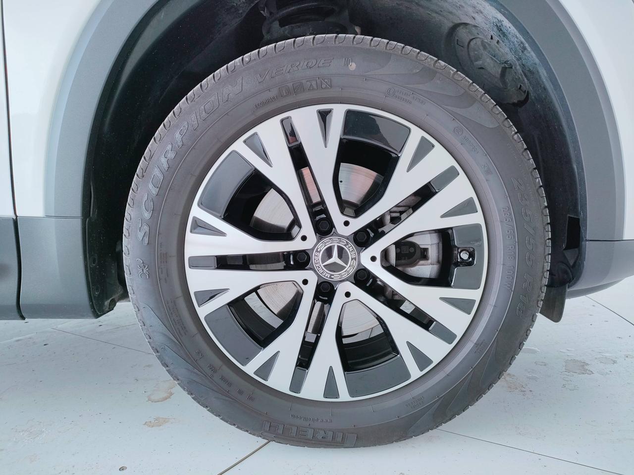 Mercedes-Benz GLB - X247 2023 - GLB 180 d Progressive Advanced auto