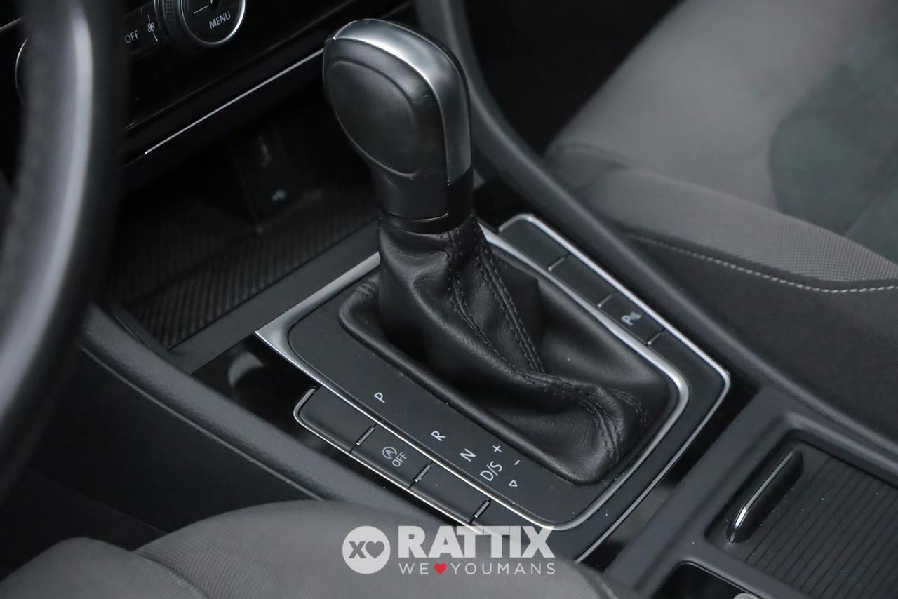 Volkswagen Golf 1.5 TSI 150CV Executive DSG