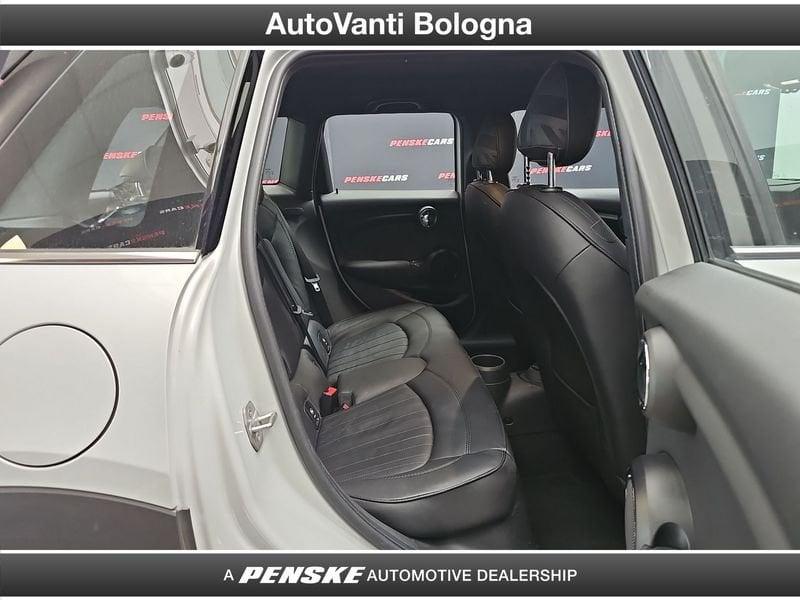 MINI Mini 5 porte Mini 5p 1.5 Cooper Hype auto