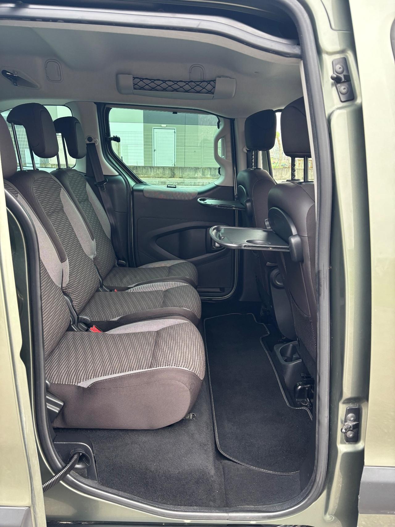 Peugeot Partner Tepee 1.6 HDi 112CV Outdoor