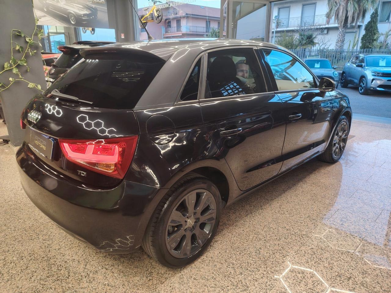 Audi A1 SPB 1.6 TDI S tronic Attraction