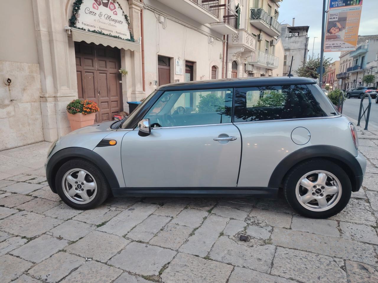 Mini 1.6 16V Cooper D
