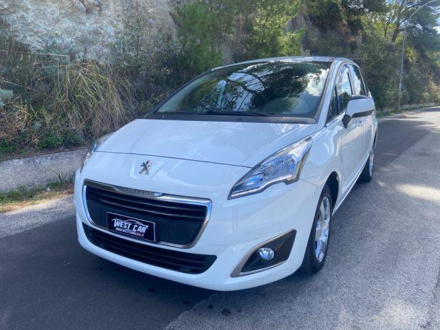 PEUGEOT 5008 1.6 HDi 115CV Allure