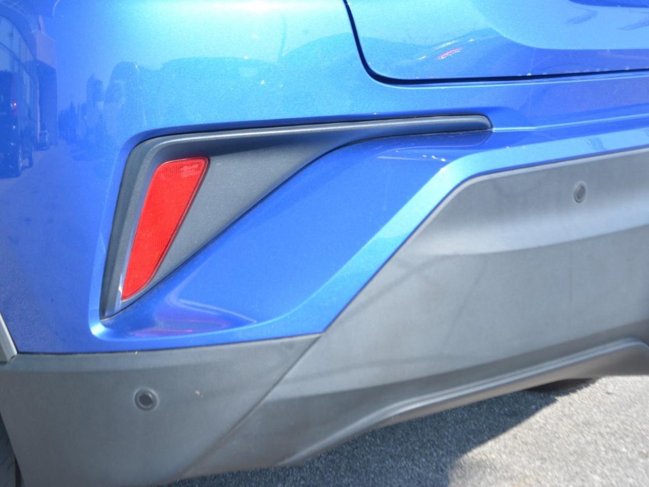 Toyota C-HR 1.8 hybrid business e-cvt