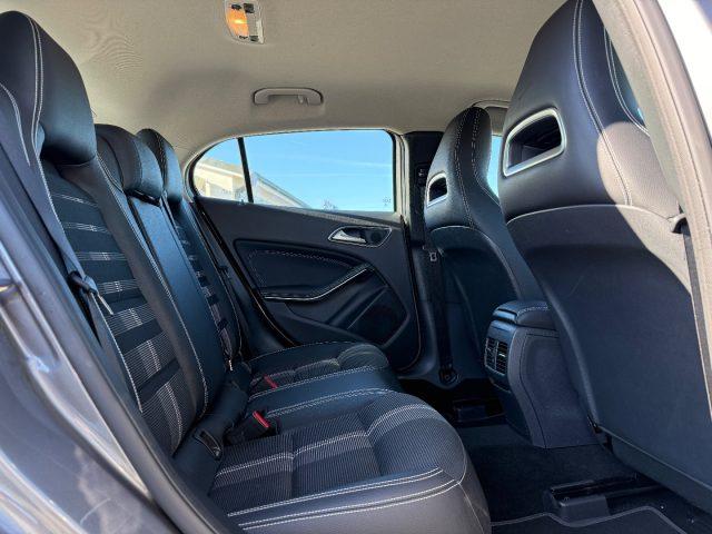 MERCEDES-BENZ GLA 180 Premium Auto. PREZZO REALE / NEOPATENTATI