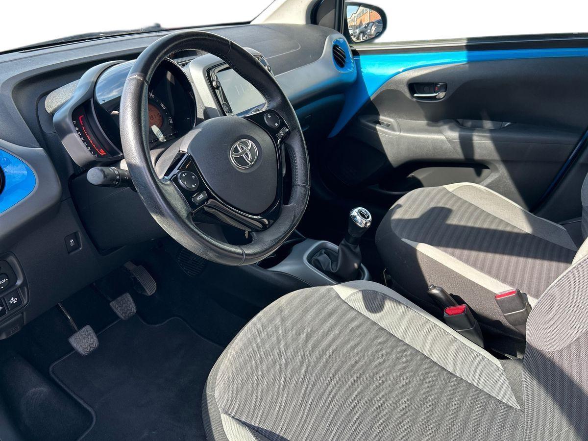 TOYOTA Aygo 2ª serie - Aygo 1.0 VVT-i 72 CV 5 porte x-cool