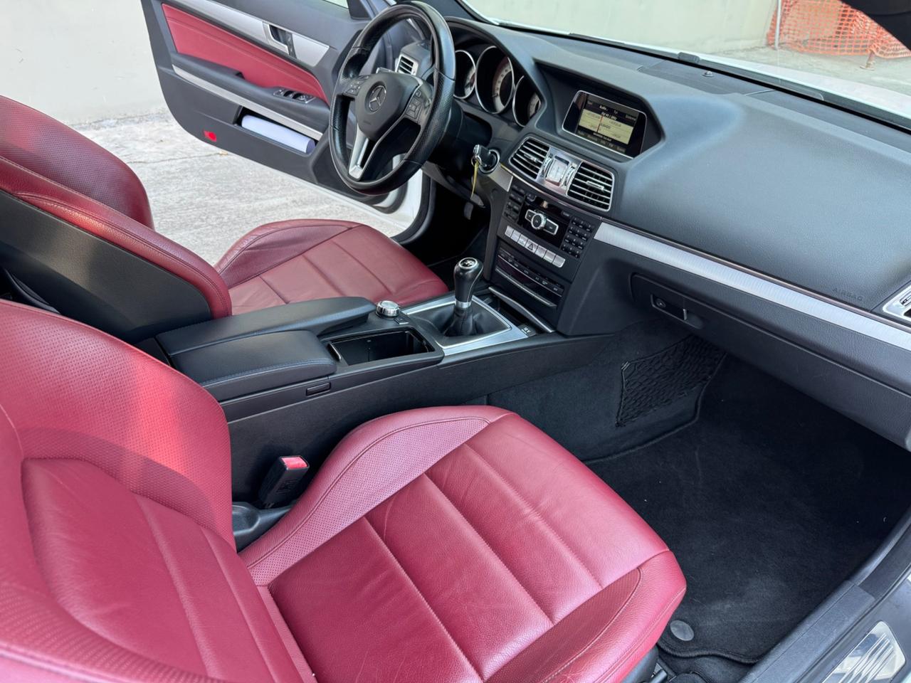 Mercedes-benz E 220 CDI Coupé Premium