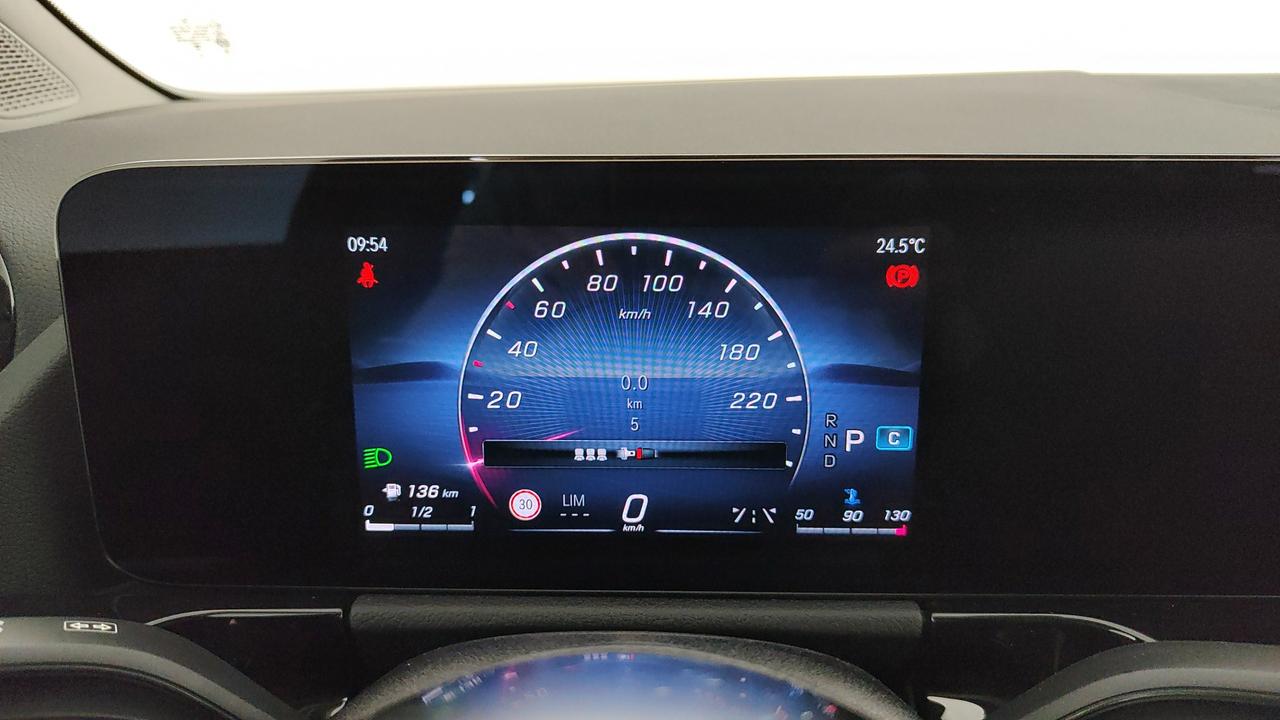 Mercedes-Benz GLA 200 d automatic