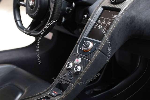 McLaren 675LT 1 OF 500|FULL CARBON PACK|LIFT SYSTEM|MERIDIAN|