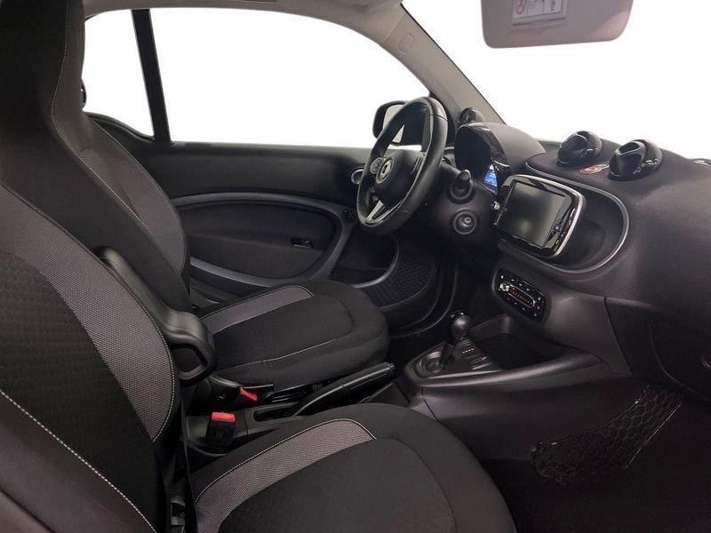 smart fortwo fortwo EQ Passion 22kw