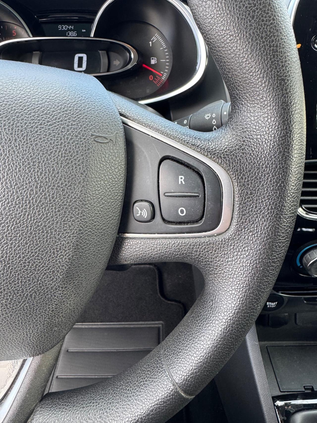 Renault Clio 1.5 dCi FARI FULL LED