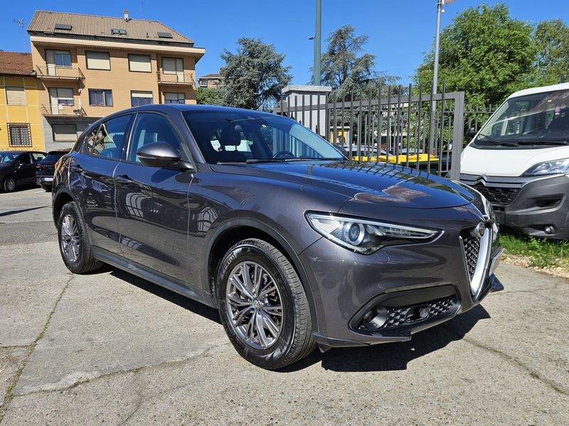 Alfa Romeo Stelvio 2.2 Turbo Diesel 210CV AT8 Q4 Business