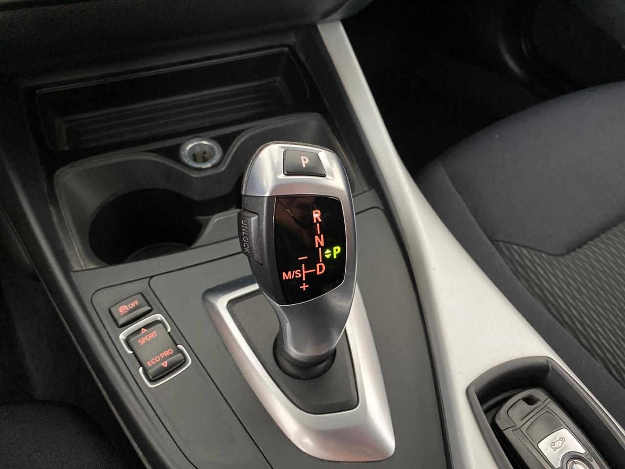 Bmw 118 118d 5p. Unique
