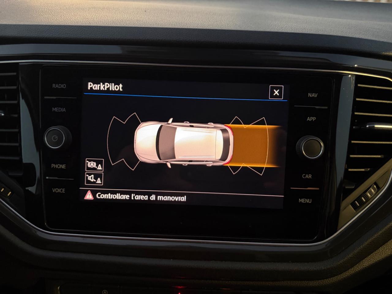 VOLKSWAGEN T-ROC 2.0 TDI 150 DSG 4MOTION TETTO