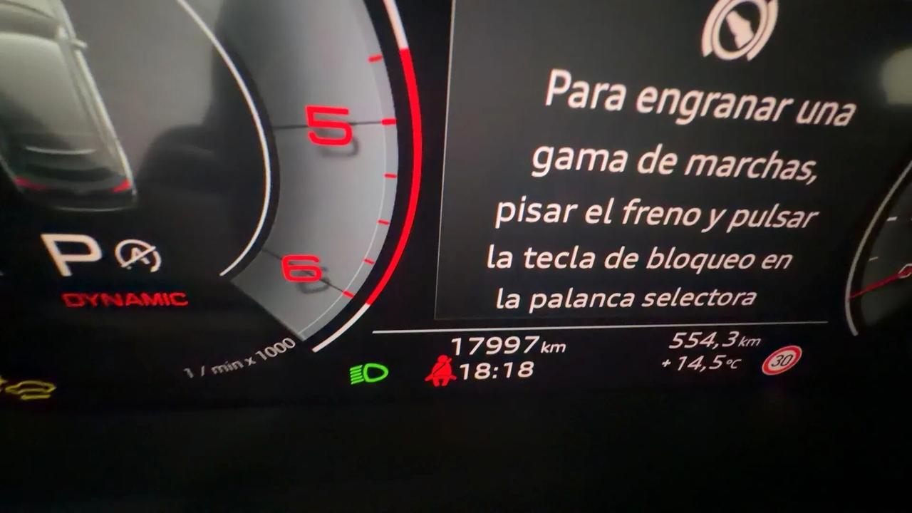 Audi Q3 SPB 35 TDI S tronic Identity Black S-Line