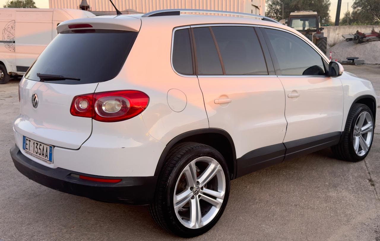 Volkswagen Tiguan 2.0 16V TDI DPF Sport & Style