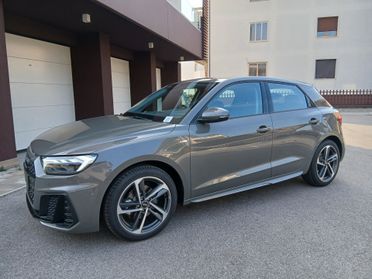 Audi A1 SPB 30 TFSI S line edition NUOVA a € 312 mese