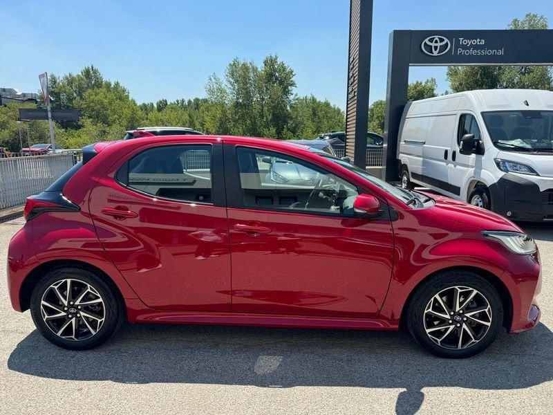 Toyota Yaris Hybrid Trend MY24