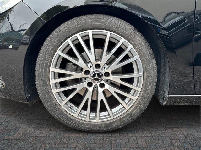 MERCEDES-BENZ B 180 d Executive