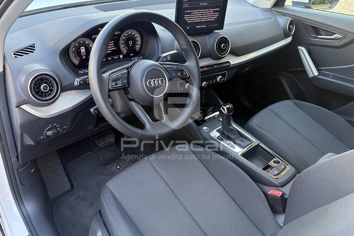 AUDI Q2 35 TFSI Business